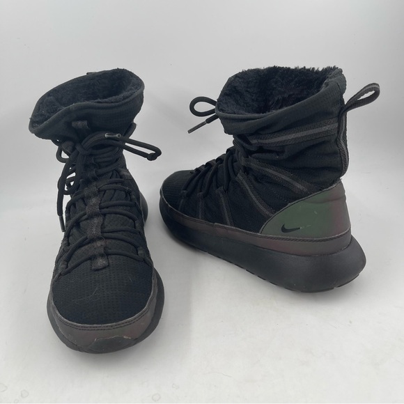 Nike Big Kid’s Roshe One FB Yeezy Black Reflective Winterized Shoes - Size 7 Y - Picture 9 of 11